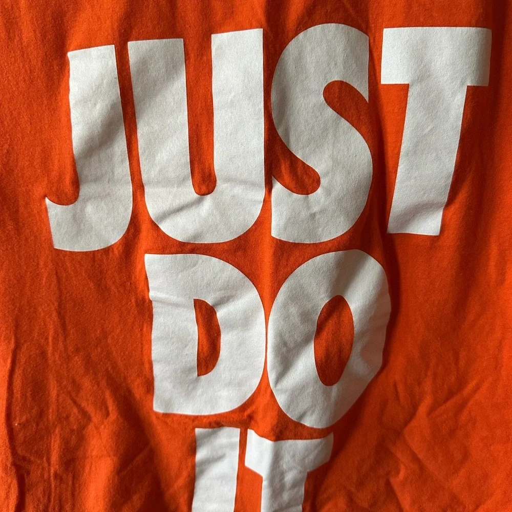 Nike womenOrange 'Just Do It.' Sleeveless Top size L/ NWOT B175